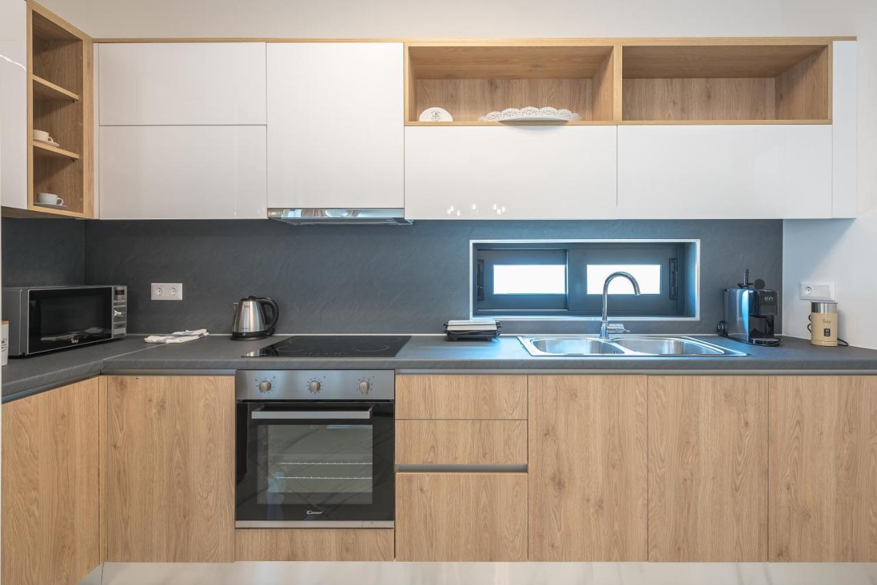 Newly Renovated Apt In The Heart Of Kerameikos Афины Экстерьер фото